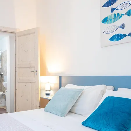 Holiday home Villetta Othoni -